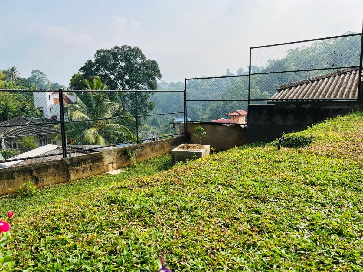 Hansons Homestay Kandy Exterior photo